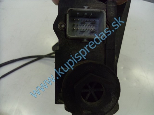 elektronická ručná brzda na renault scénic 2